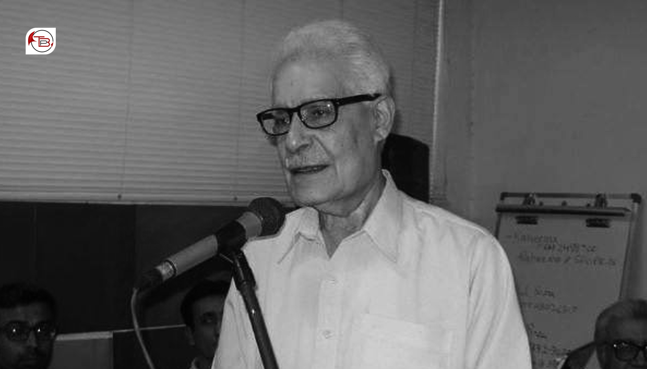 پنی آ ادیب اکبر بارکزئی کذیت کرے