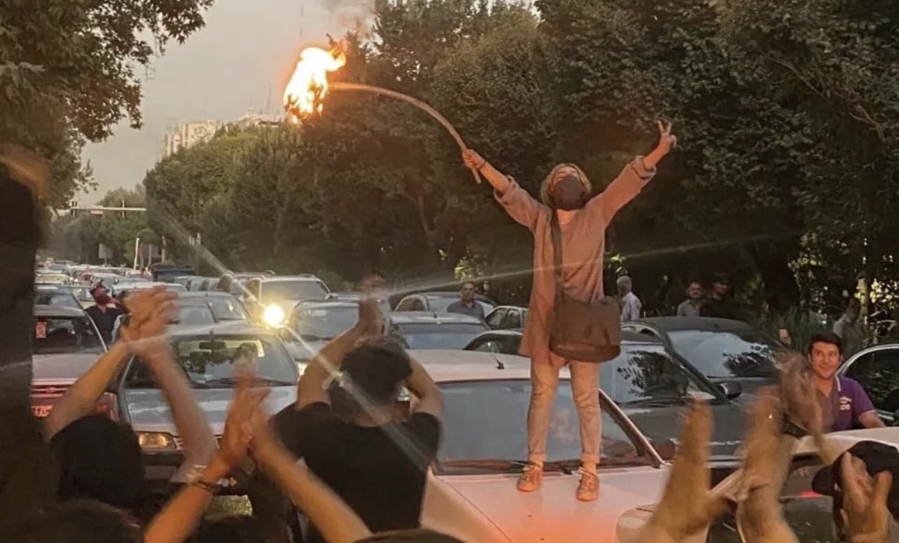 ایران : مہسا امینی خون، پولیس و برانز کروک آتا جھڑپ آک، 50 بندغ مرگ نا گواچی
