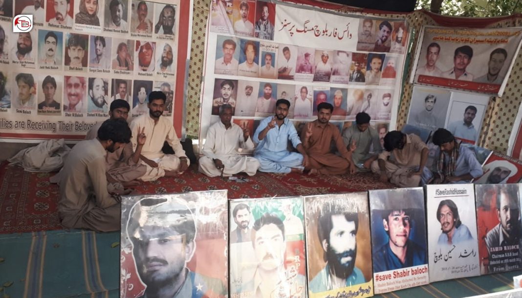 بیگواہ بلوچ آتا یلہ کننگ کن بین ہڑتال ءِ 4748 دے مس