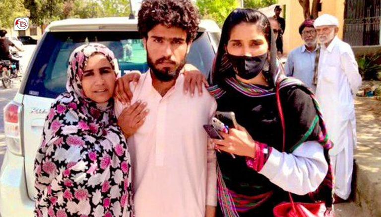 کیچ: خاہوت نا برانز رنگ ایس، بہادر چاکر یلہ کننگا