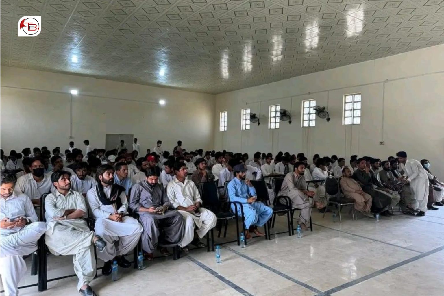 خاران: پنی آ بلوچ شاعر مبارک قاضی نا اولیکو سال دے آ مجلس اڈ تننگا