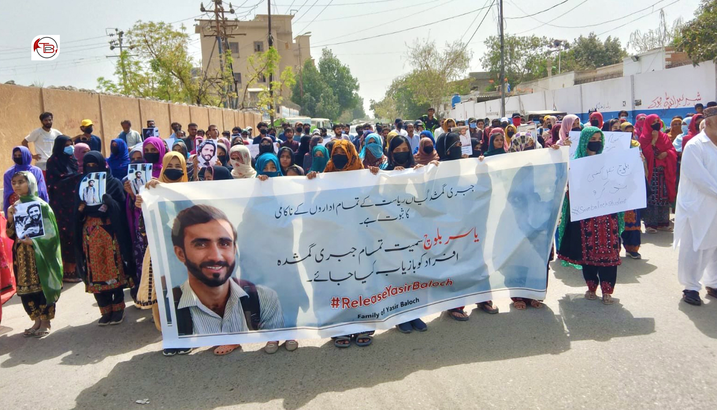 کراچی: خوانندہ یاسر بلوچ نا یلہ مننگ کن ملیر نیشنل ہائی وے بند، ڈاکٹر صبیحہ بلوچ نا اواری